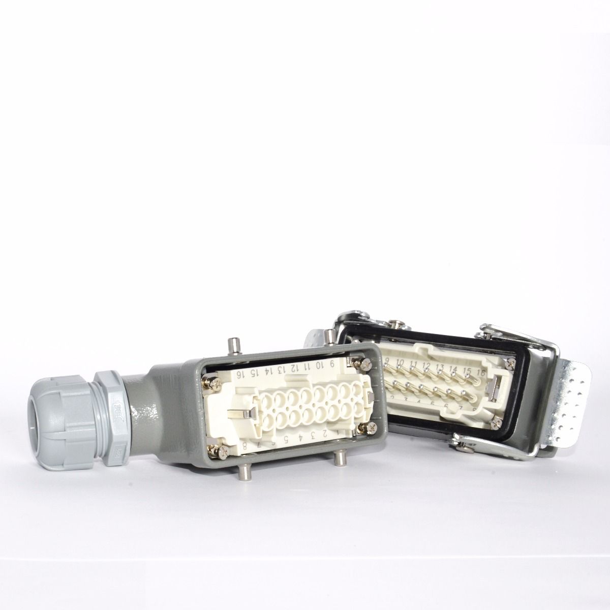 Imel Park Fiches et Prises <strong>16 BROCHES plates</strong>