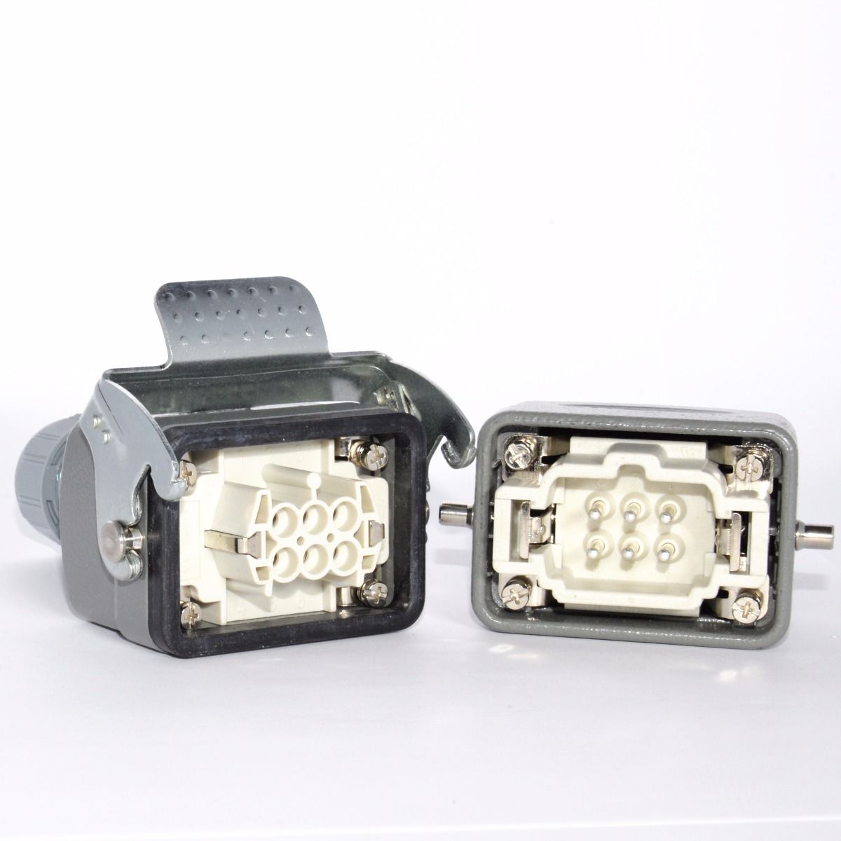 Imel Park Fiches et Prises <strong>6 BROCHES volant</strong>